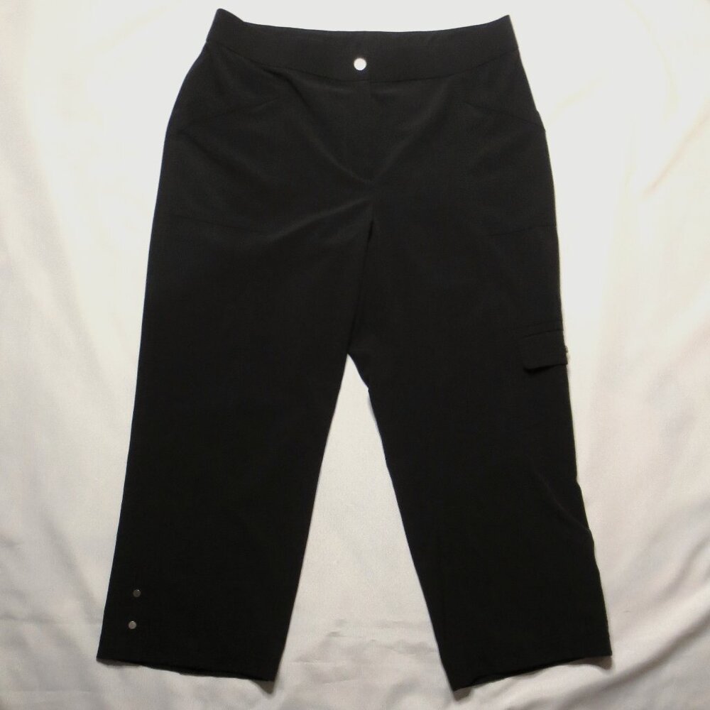 CHICO’S ZENERGY GOLF womens PANTS black GOLF capri CARGO stretch SIZE 0